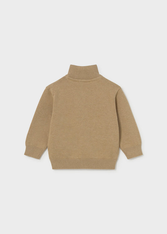 Retro della giacca in maglia Mayoral color biscotto con collo alto