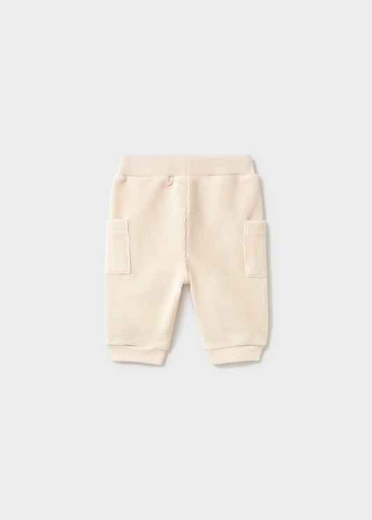 Retro del pantalone neonato Mayoral Newborn color riso