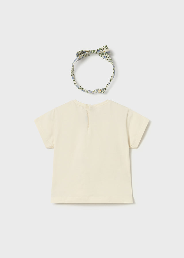Short-sleeved t-shirt with a hoop