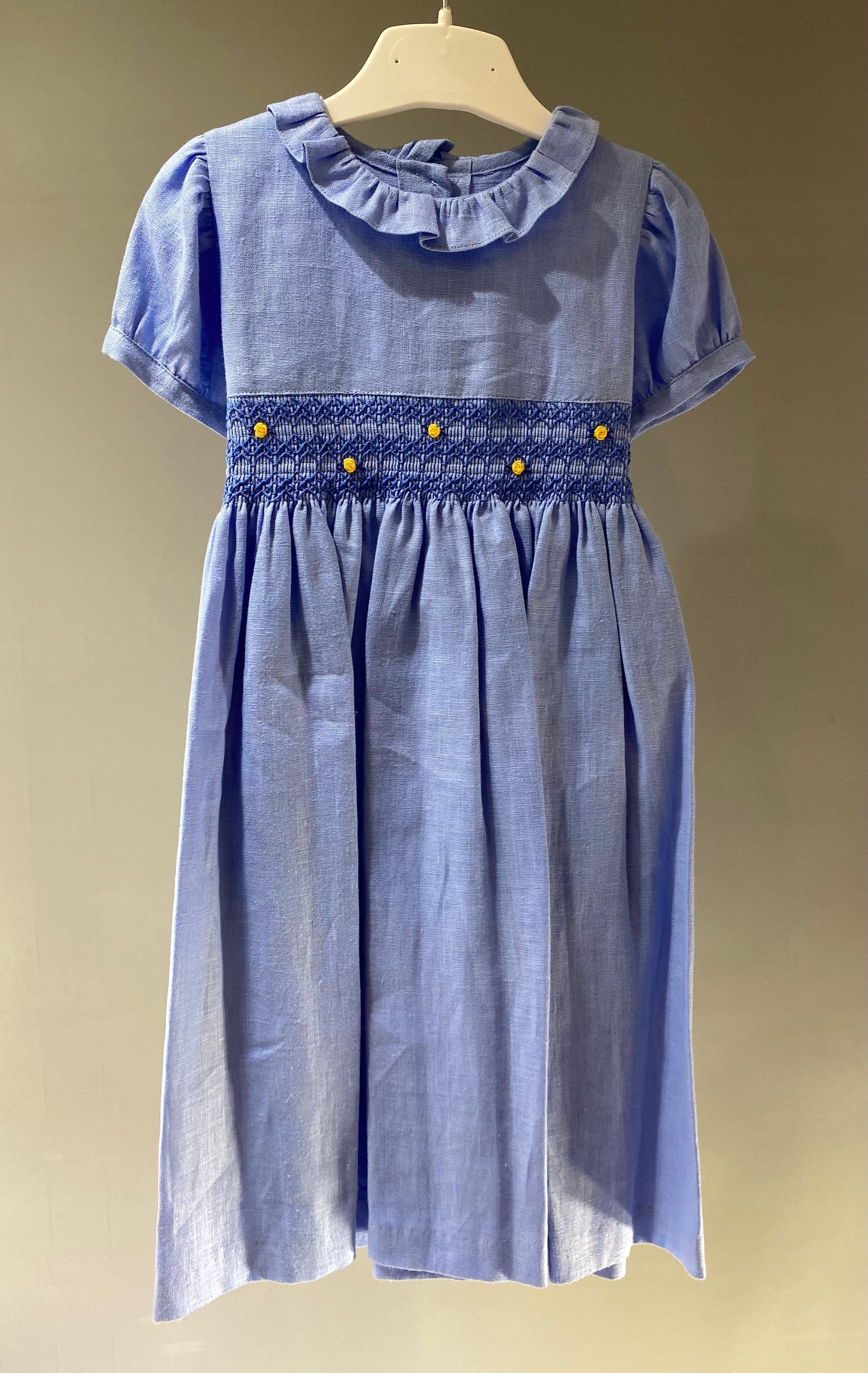 DRESS