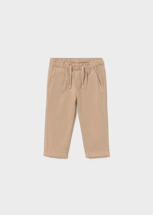 Pantalone chino jogger neonato Mayoral color nocciola, fronte