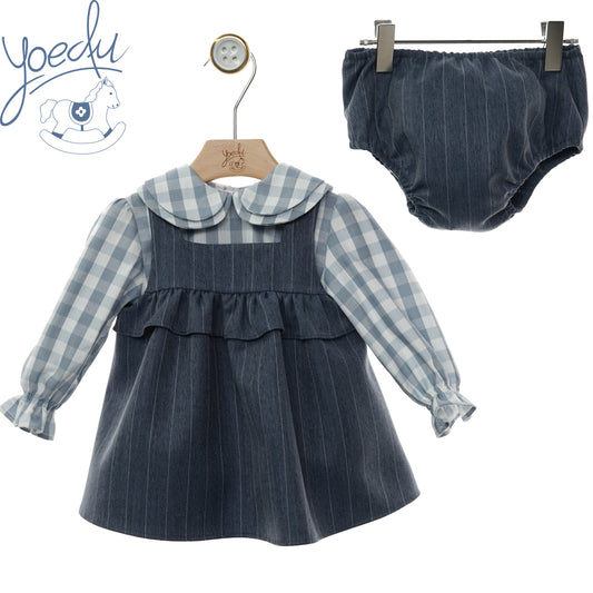 Completo bambina Yoedu con scamiciato gessato, camicia a quadretti e culotte, fronte