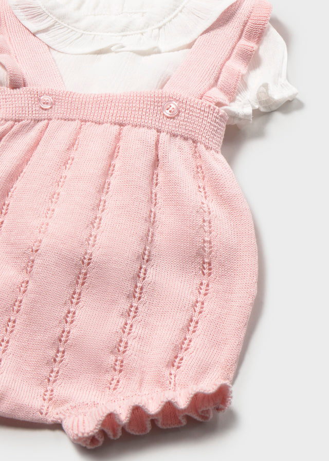 Compl. salopette tricot e blusa