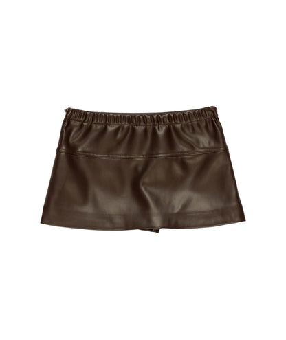 SHORTS GIRL
